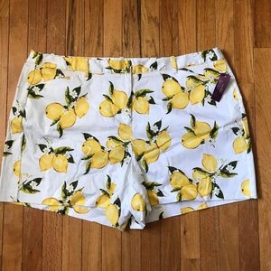 NEW-LANE BRYANT White Shorts with Yellow Lemons